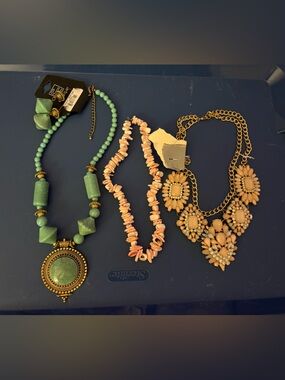 Ornate And Flashy Necklace Lot